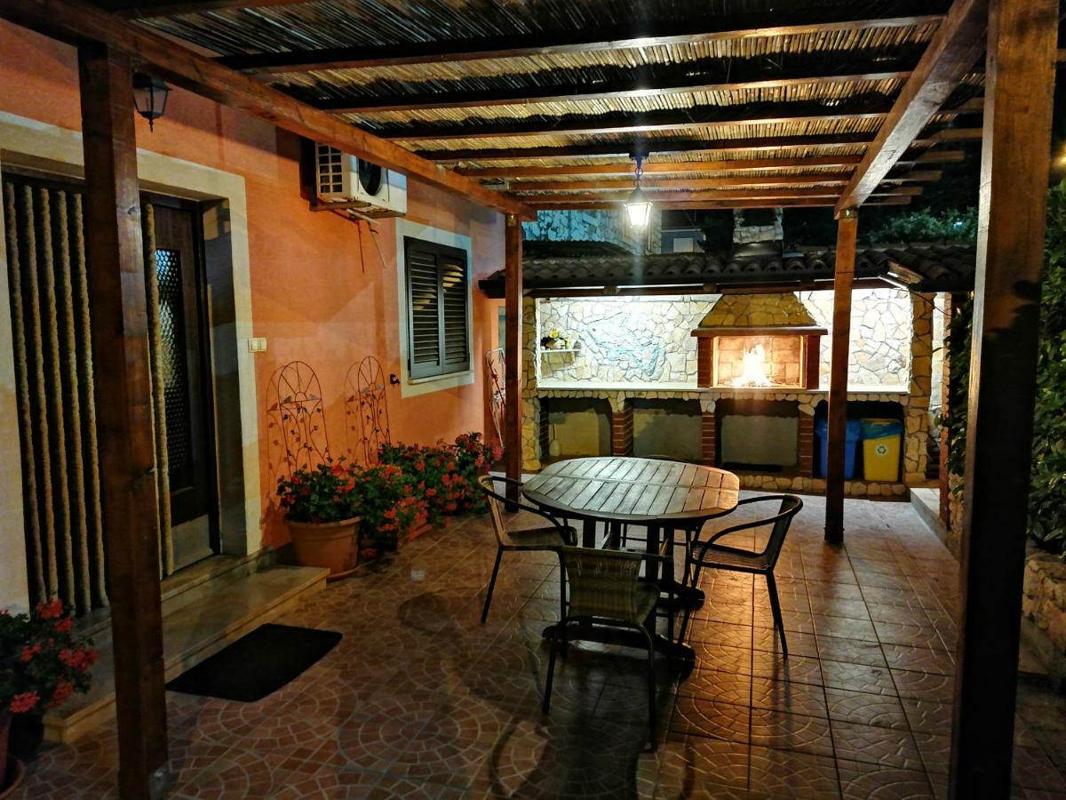 Apartment Monte Umago Esterno foto